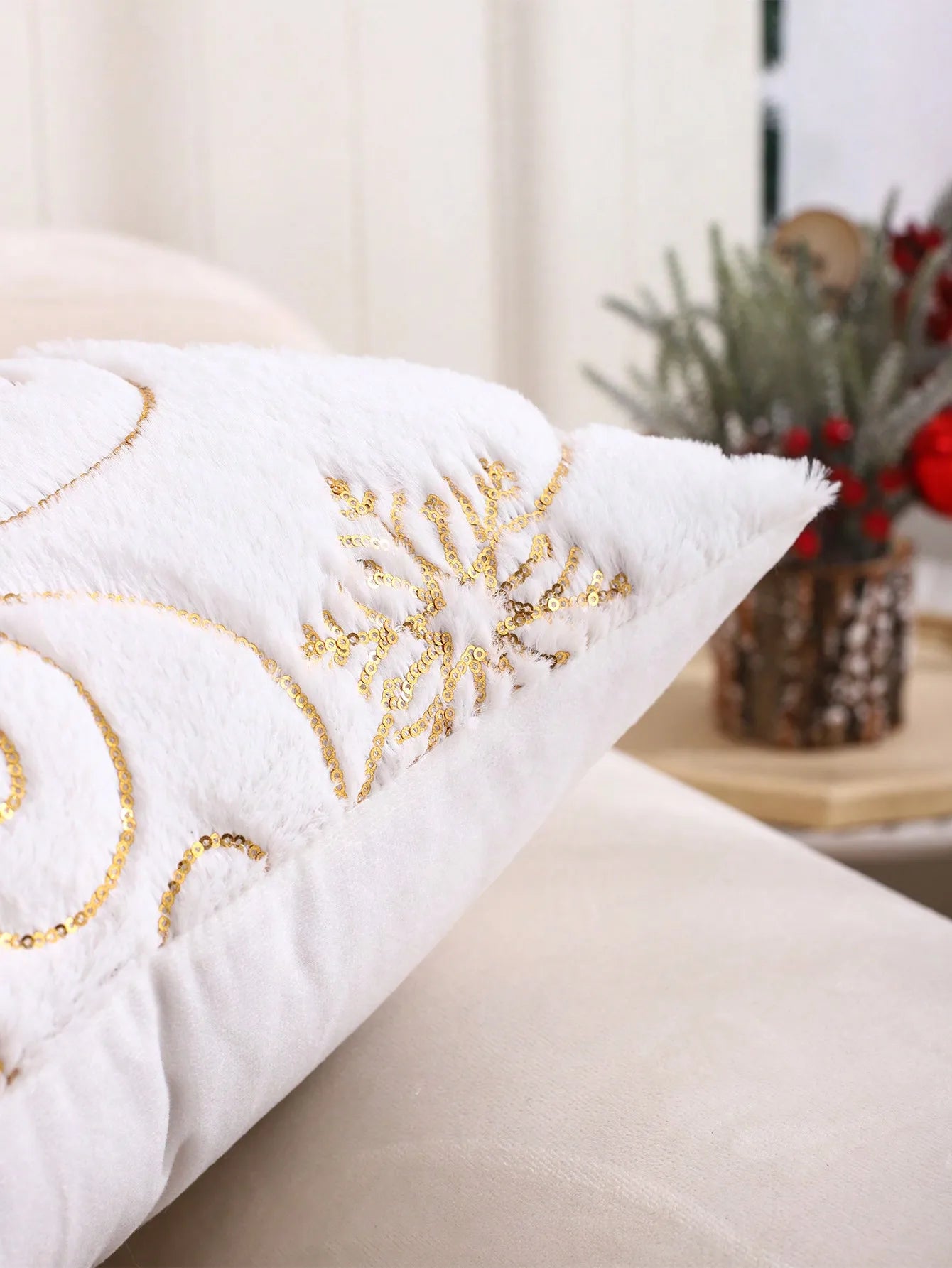 Snowflake Sequined Plush Pillow Cover