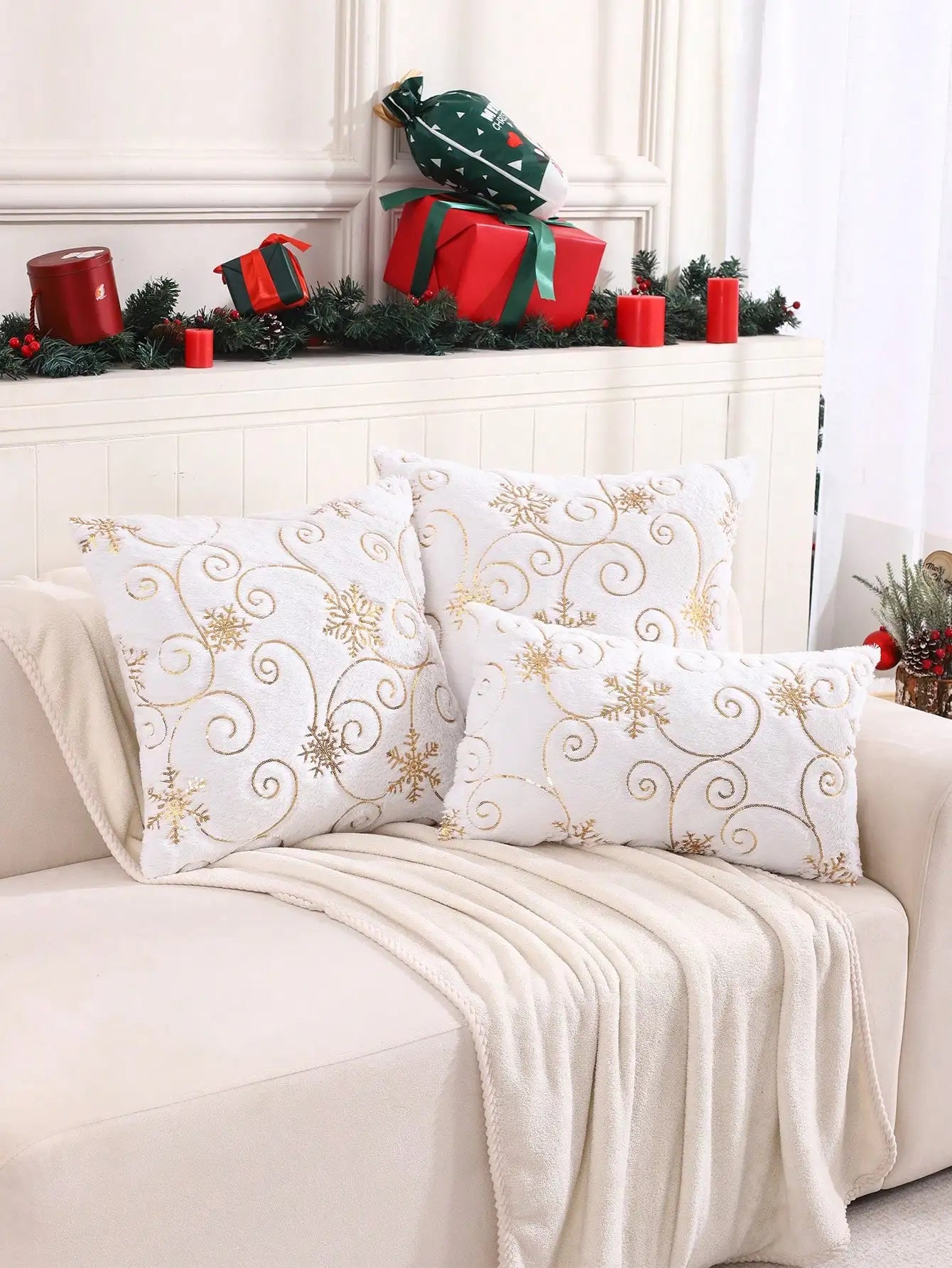 Snowflake Sequined Plush Pillow Cover