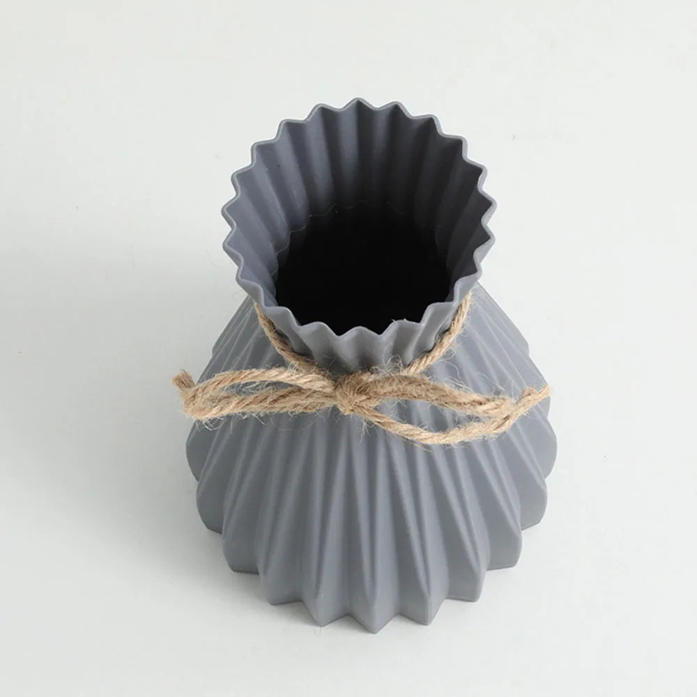 European Pleated Vase Plastic Waist Folding Flower
